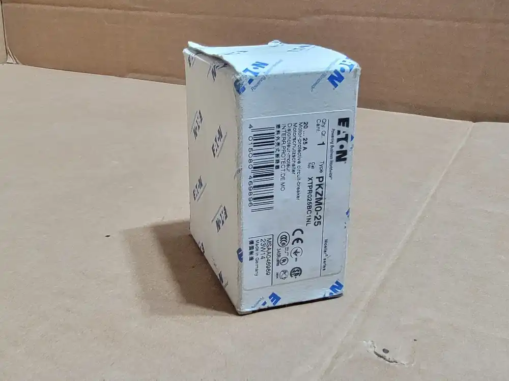 25 Amp, 3 Pole, 600 Volts Motor Circuit Breaker PKZM0-25