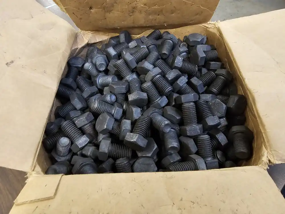 3/4-10X1-1/4 GR5 NC Hex Head Bolt (Box of 200)