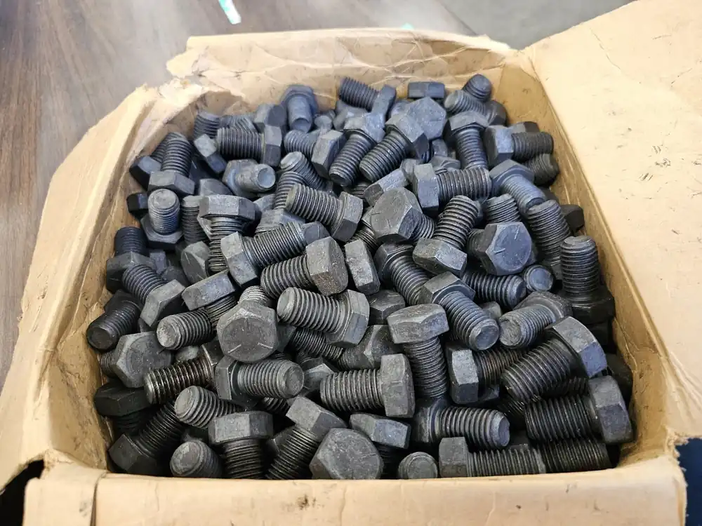 3/4-10X1-1/4 GR5 NC Hex Head Bolt (Box of 200)