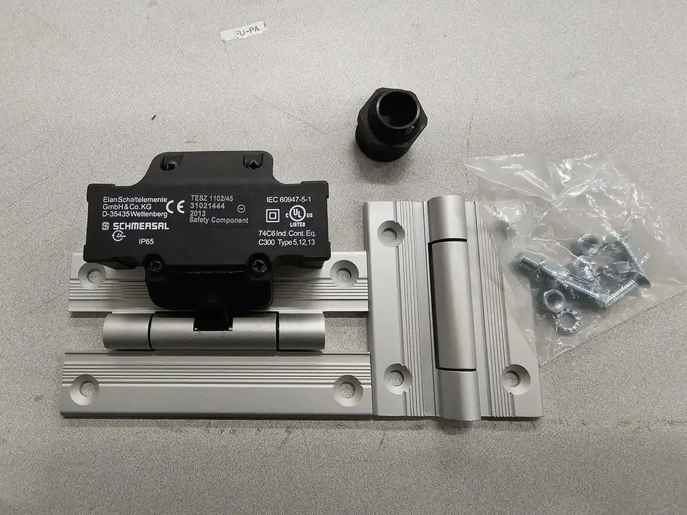 Hinge Safety Switch TESZ1102/45