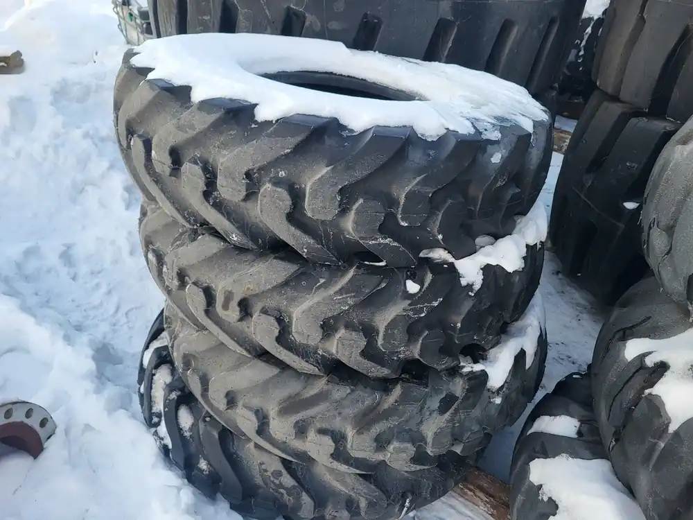 14.00-24 Tire Giraffe XLW Super High Lift L-2, 16 PR OTR
