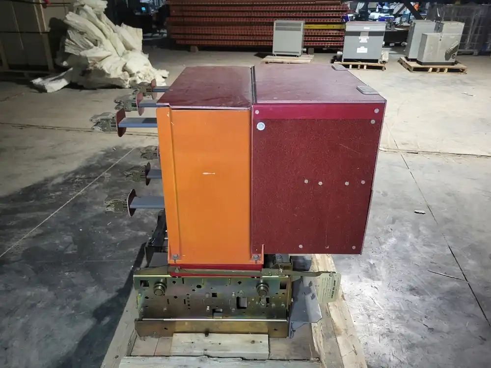 27 kV, 1200 Amps Manual Ground and Test Device Type PVV-1200-27