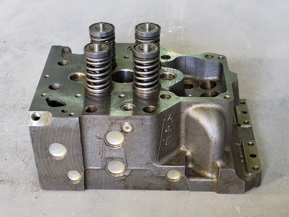 4 Valve Basic Engine Cylinder Head 335-6220