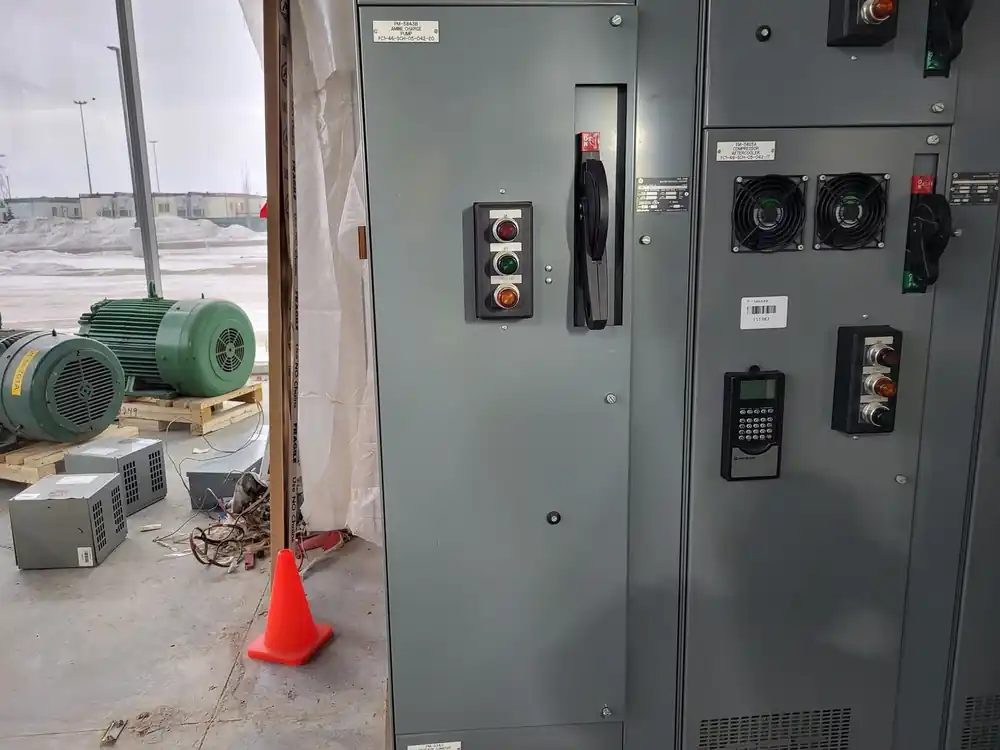 MCC Bucket, 125 hp Size 5 FVNR, 600V, 3PH, YUTKNPN90/1AY