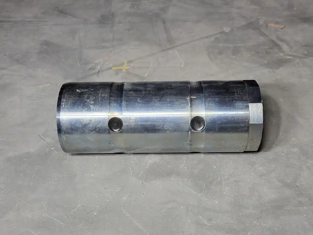 Top Front Suspension Pin C388