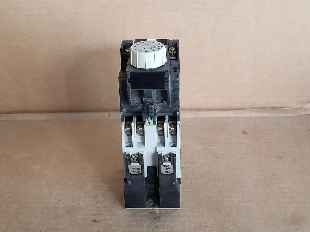 20 Amp Industrial Control Relay 8501X040 w/ Timing Relay 8501XTE1 0.2-60 sec