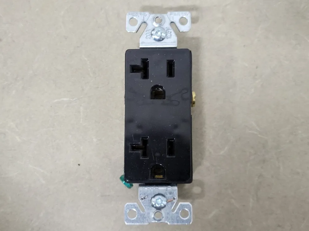 20A 125V Decorator Duplex Receptacle 6352BK-BU (Box of 8)