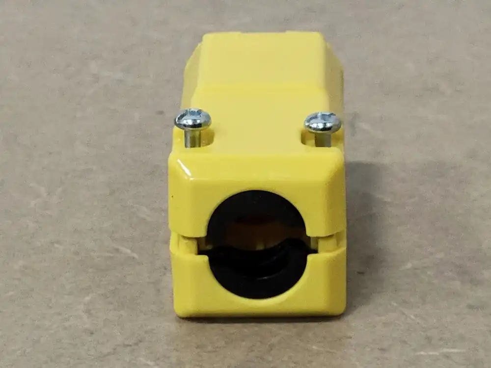 15A 125V Straight Female Connector HBL5969VY (Box of 4)