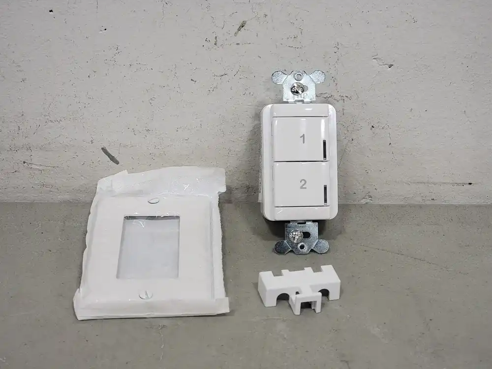 Low Voltage Push-Button Wallpod NPODM 2S WH