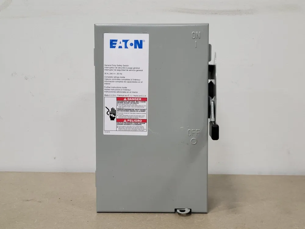 30Amp 240V 2P Non-Fusible Safety Switch CDG221UGB