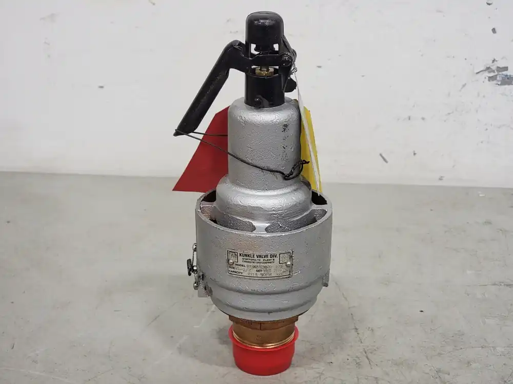 1-1/2" Npt Safety Relief Valve 6186HGM01-KM