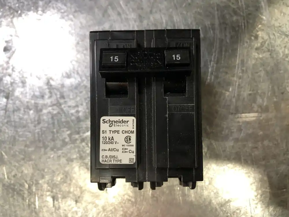 15 Amp, 2 Pole, 120/240 volts Circuit Breaker CHOM215