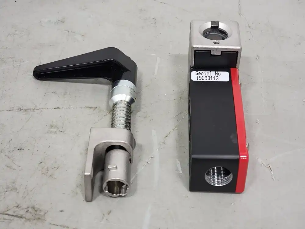 ProAm Handle Actuator Safety Switch MA2M6ST401