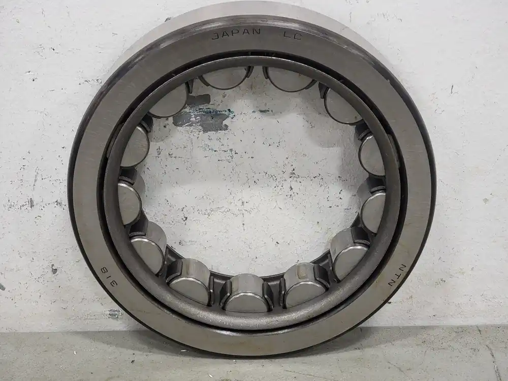 Cylindrical Roller Bearing NU318C3, 90x190x43 mm