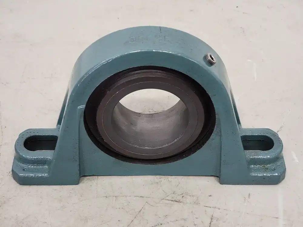 Pillow Block Plain Sleeve Bearing 2-7/16" Bore, P2B-LT10-207
