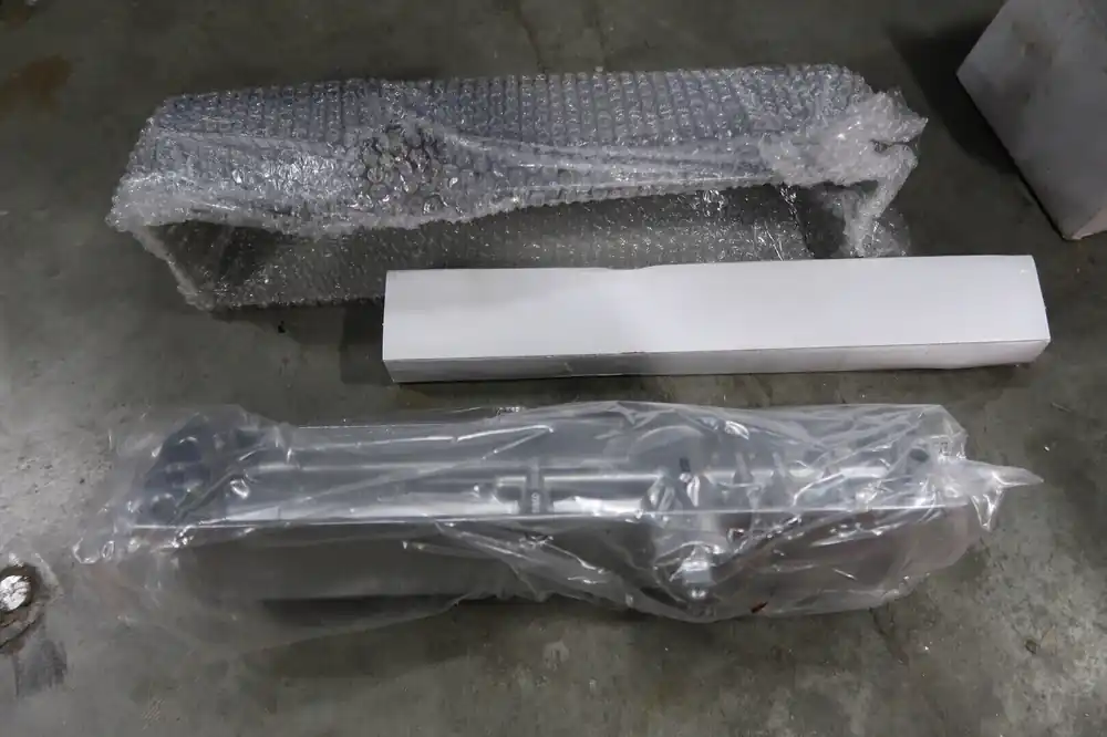 1700 Series Power Adjustable Door Closer