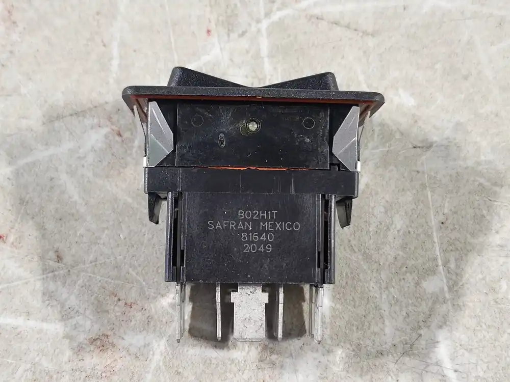 Rocker Switch PC1499