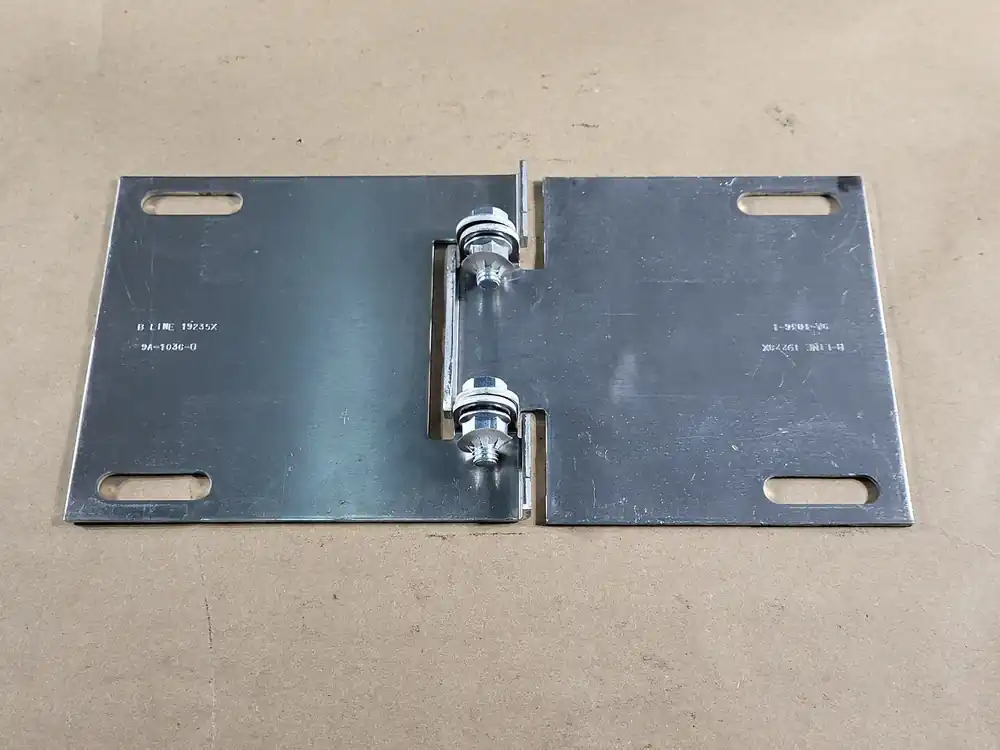 6" Horizontal Adjustable Splice Plate 9A-1036 (Box of 6 sets)