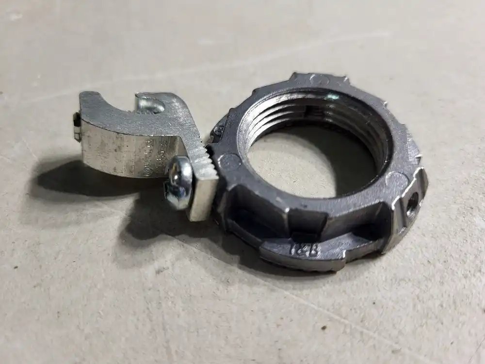 3/4" Bond Star Grounding Locknut L075GRL