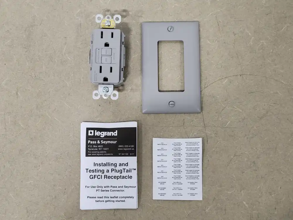 15A 125VAC Plug Tail GFCI Receptacle Self Test PT1597GRY