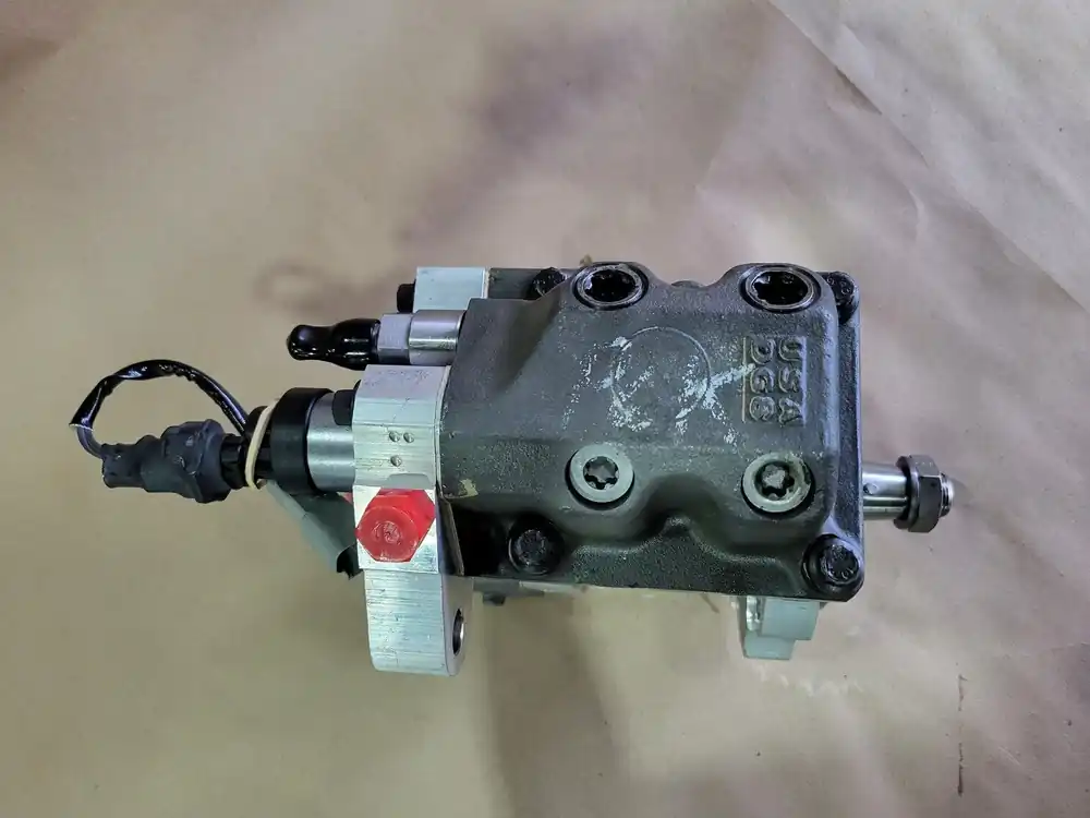 CUMMINS Fuel Pump 5880010294