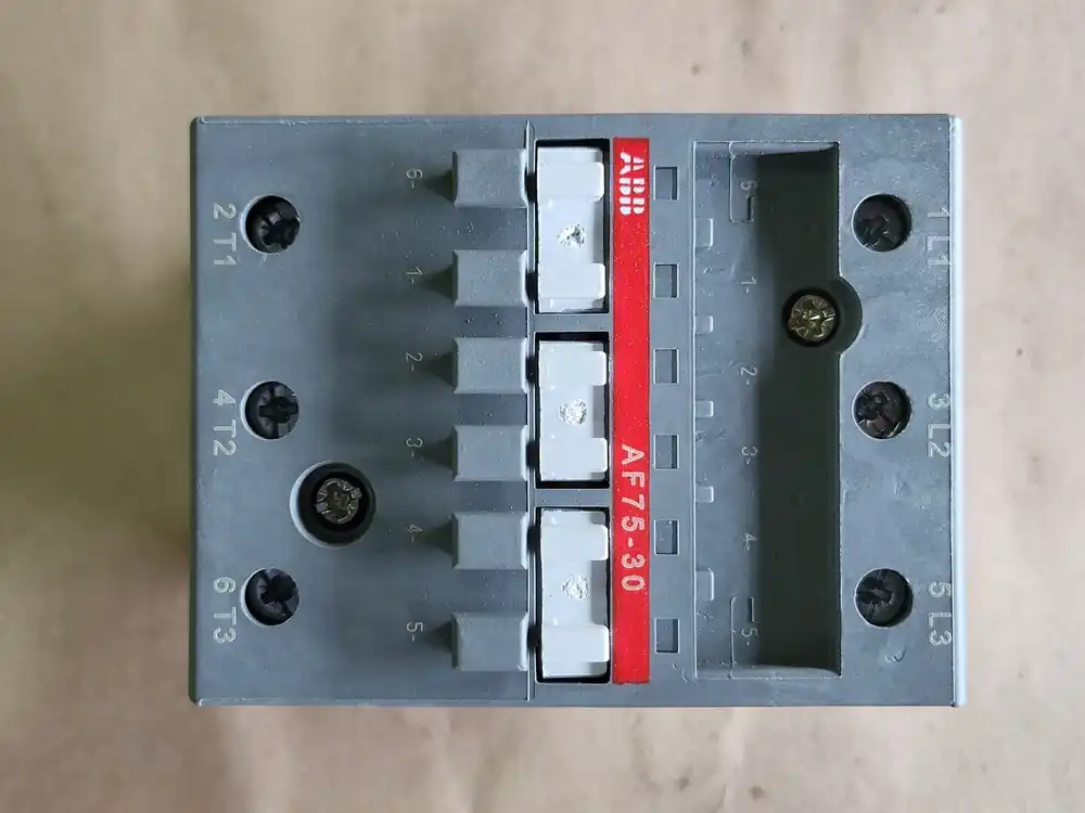 Contactor 3217990316