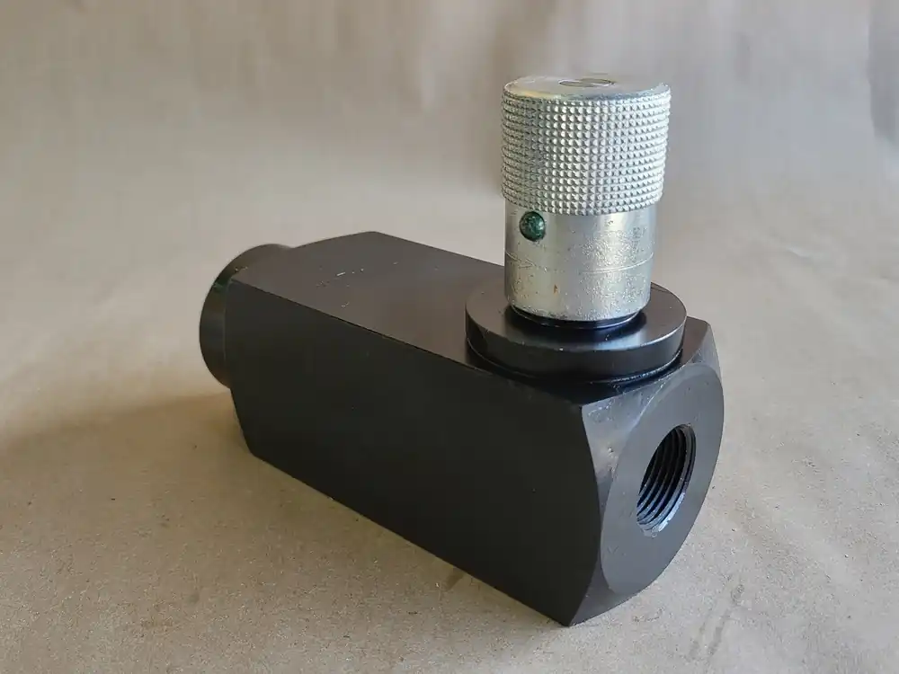3/4" In-Line Pressure Compensated Flow Control Valve PC-M1200S