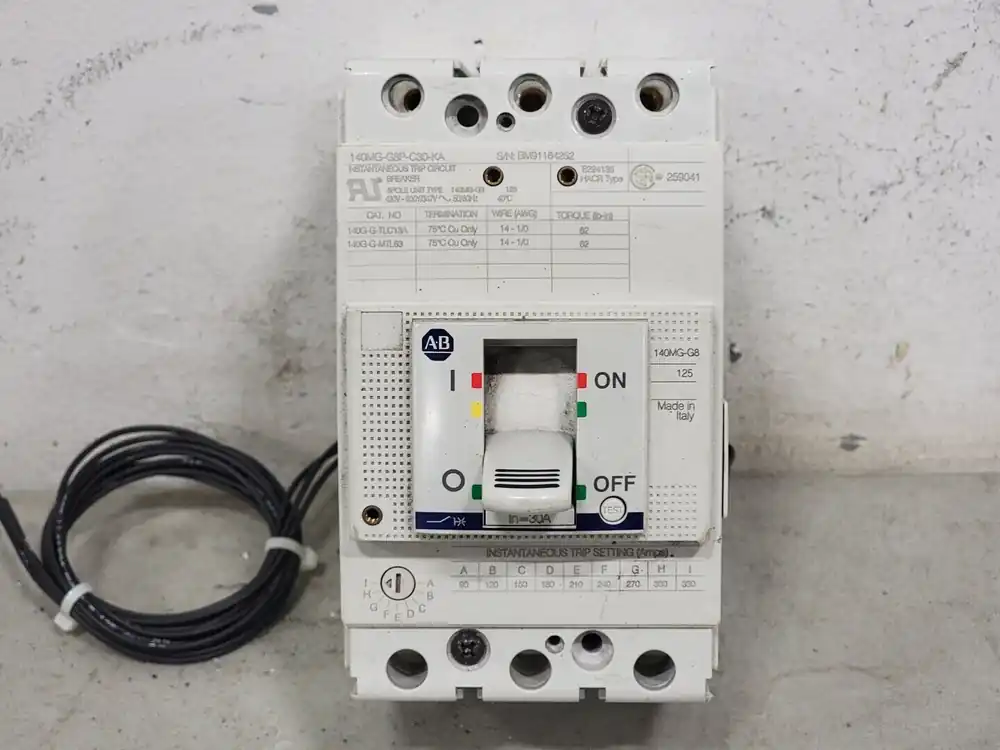 30 A, 3 Pole, 347 V Circuit Breaker 140MG-G8P-C30-KA w/ Trip Unit