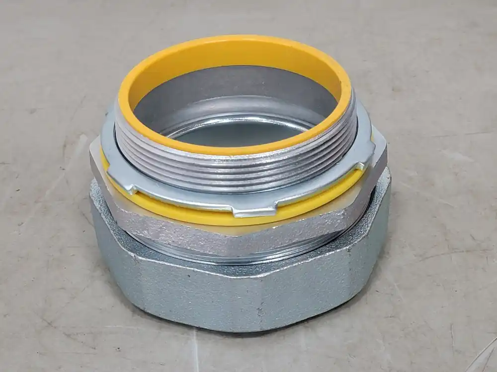 4" Liquid Tight Straight Connector w/ Insulated Throat LTC400T
