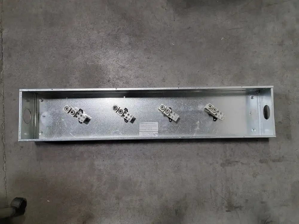 Splitter Trough Box 48" x 10" x 6"