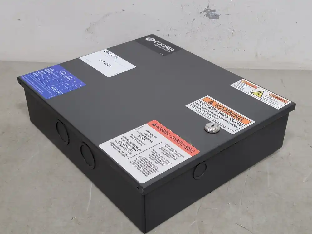 ILS-0020 WaveLinx Wired IL Area Controller 14"x12"x3"