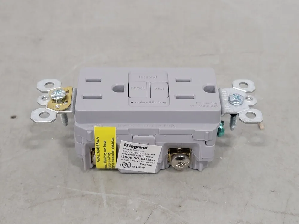15A, 125V Self-test GFCI Receptacle 1597GRY