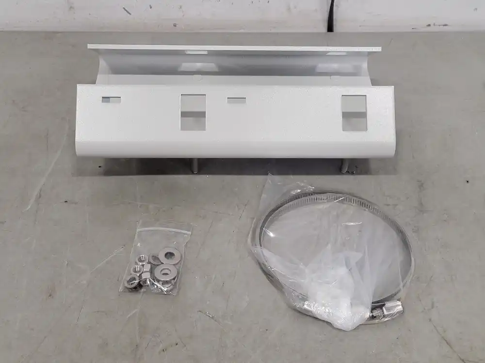 Pole Mount Adapter PA402