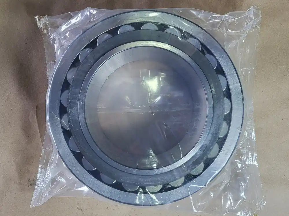 Spherical Roller Bearing with Tapered Bore 23132 CCK/W33