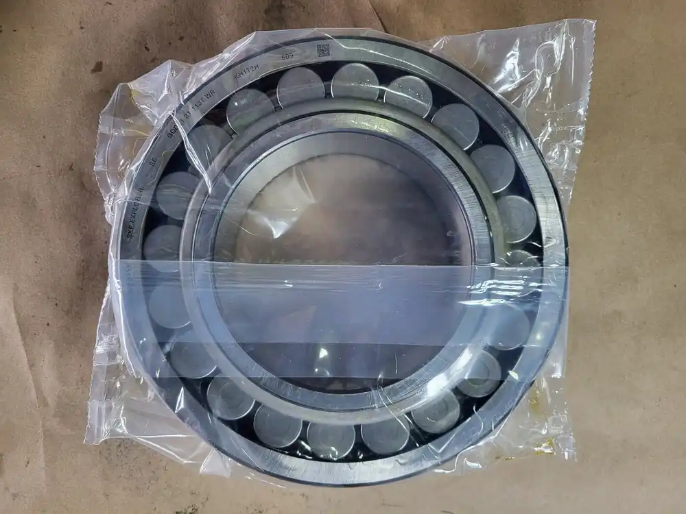 Spherical Roller Bearing with Tapered Bore 22226 EK