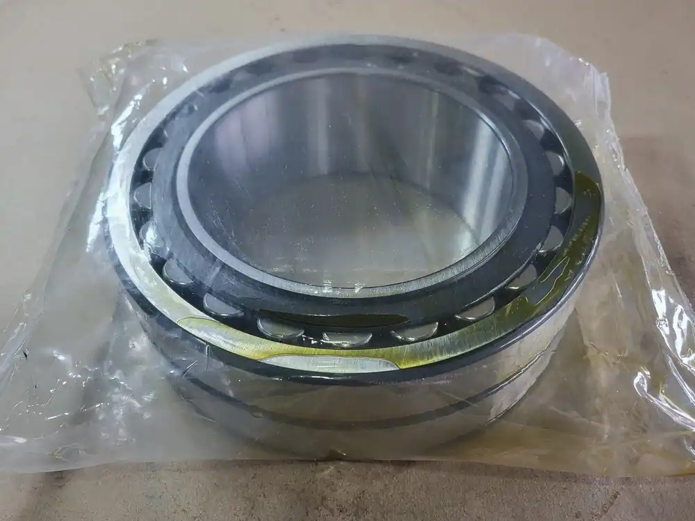 Spherical Roller Bearing 23128 CCK/C3W33, 140x225x68 mm