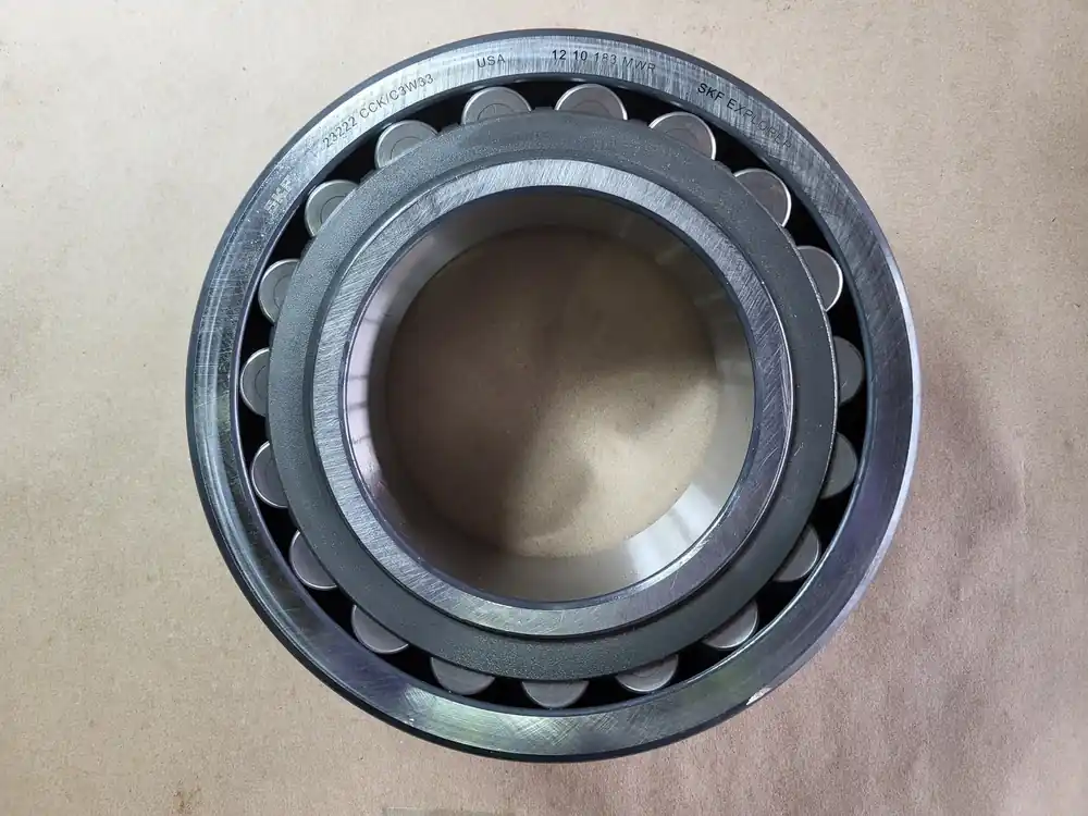 Spherical Roller Bearing with Tapered 23222 CCK/C3W33