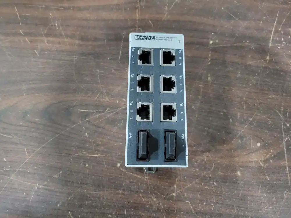 Scrap - Industrial Ehternet Switch FL Switch SFN 6TX/2FX Ord No. 2891314