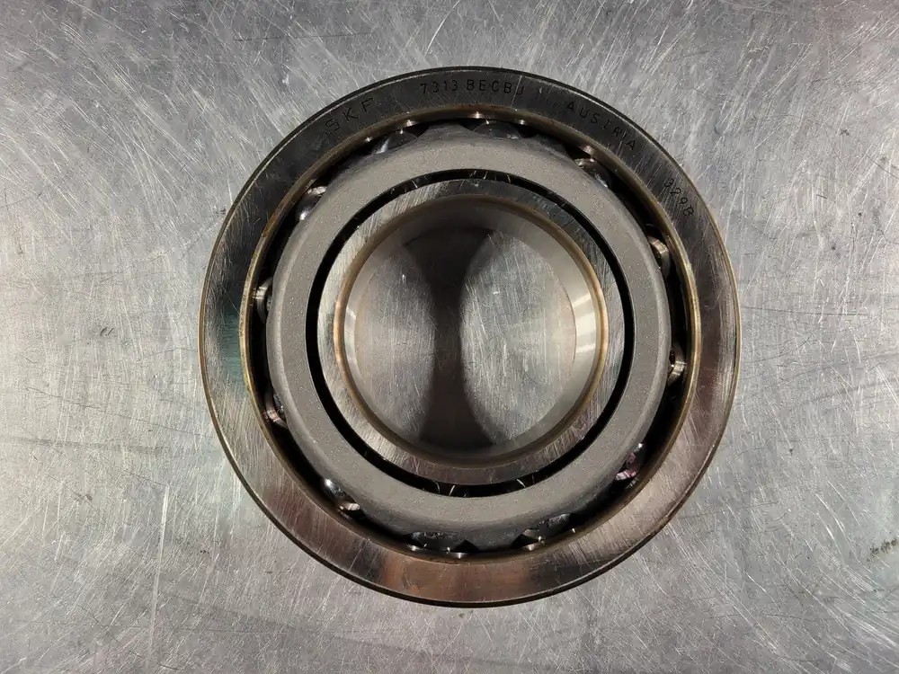 Angular Contact Ball Bearing 7313 BECBJ, 65 mm x 140mm x 33mm