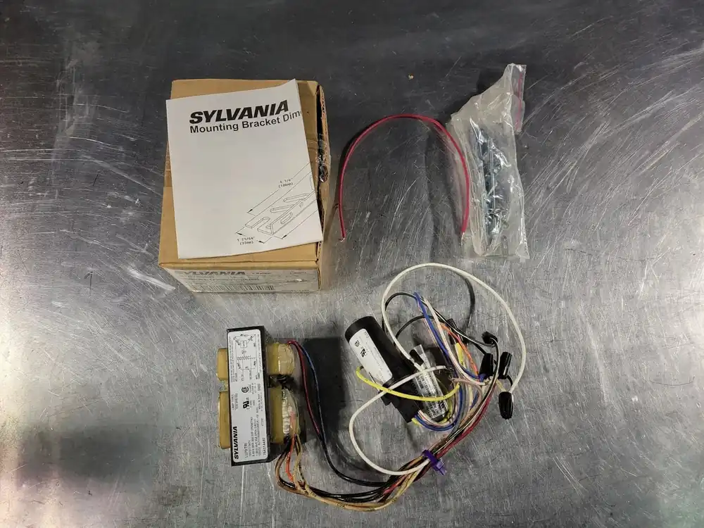 120 Volts 70W Magnetic Ballast LU70/TRI-KIT