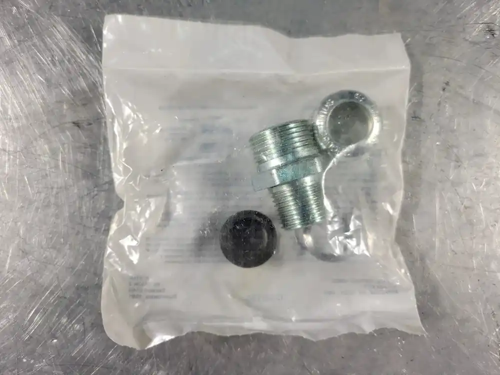 1/2" Straight Body Male Thread Cord And Cable Fitting CGB195