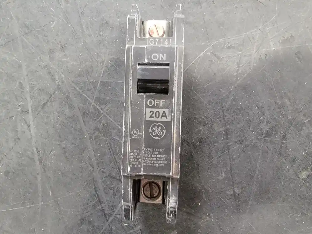 20 Amp, 1 Pole, 120/240 Volts Circuit Breaker THQC120