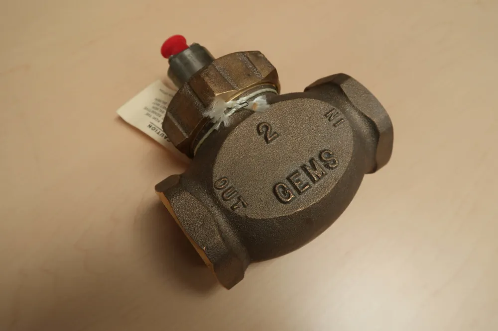Flow Switch FS-200