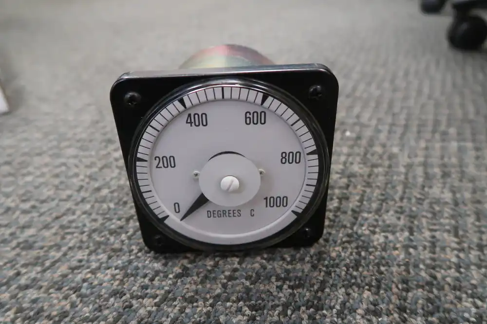 4.5", 0-1000 Deg. C Switchboard Meter DB-40