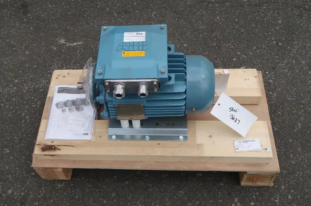 1.1 kW, 400/415/690 volts, 1431 rpm, 90 Squirrel Cage Electric Motor