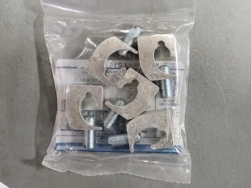 2-14 AWG Lay-in Ground Lug ETG24-LL214 (Box of 20 pcs)