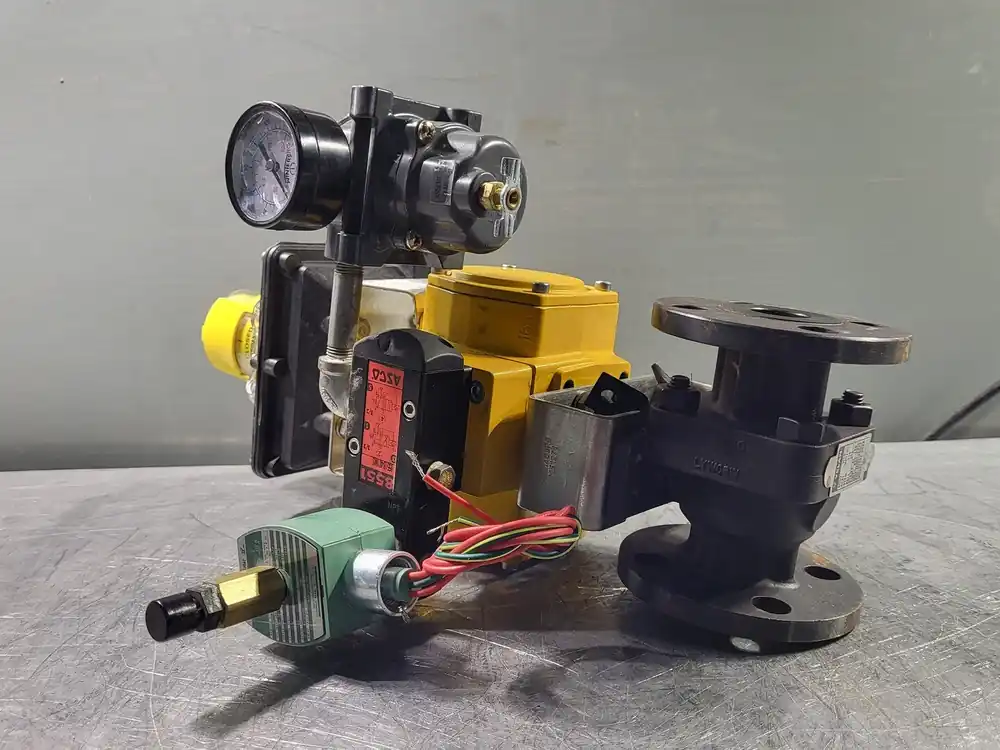 1in. Class 150 Flanged Ball Valve W330 w/ EMERSON FieldQ Actuator