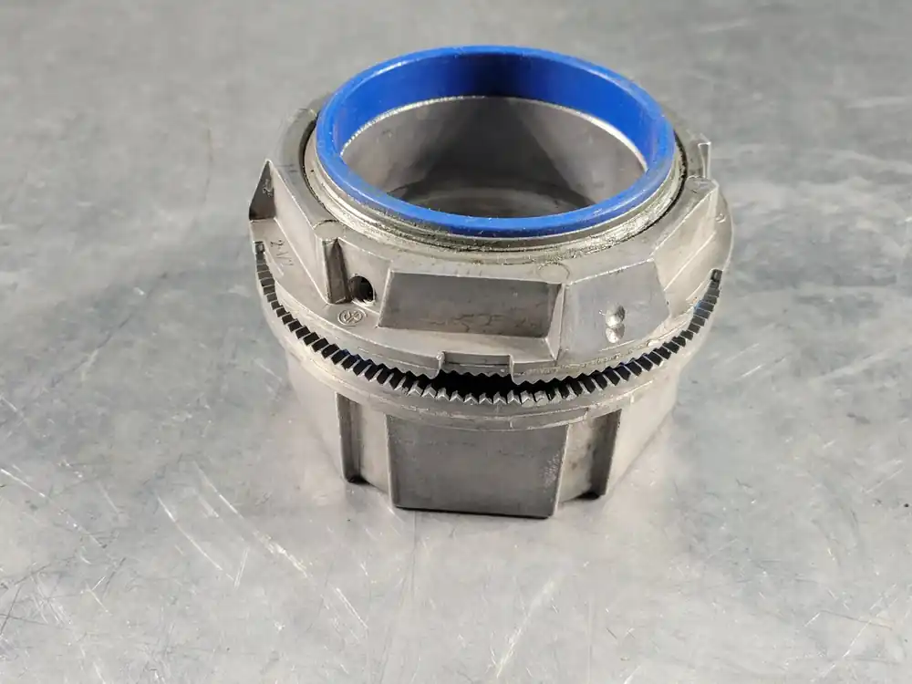 2-1/2" Watertight Conduit Hub H250-TB