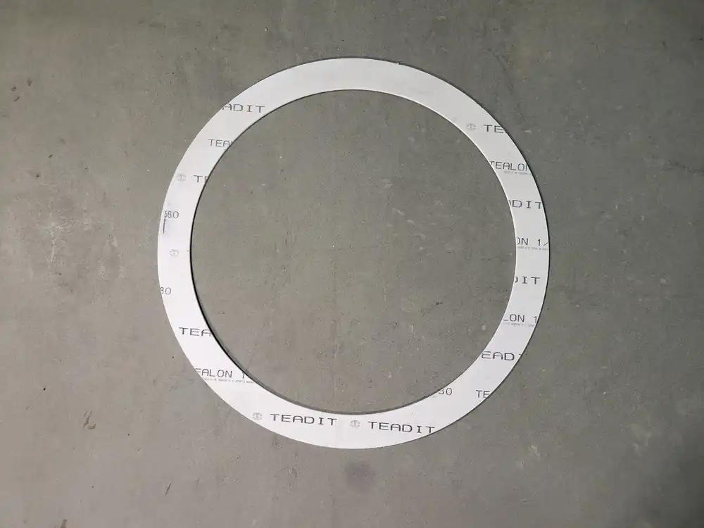 20" Tealon 1580 RF Ring Gasket