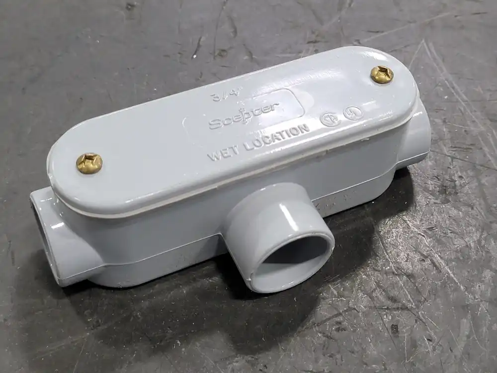 3/4" Scepter Type Conduit Body with Cover, ST20S